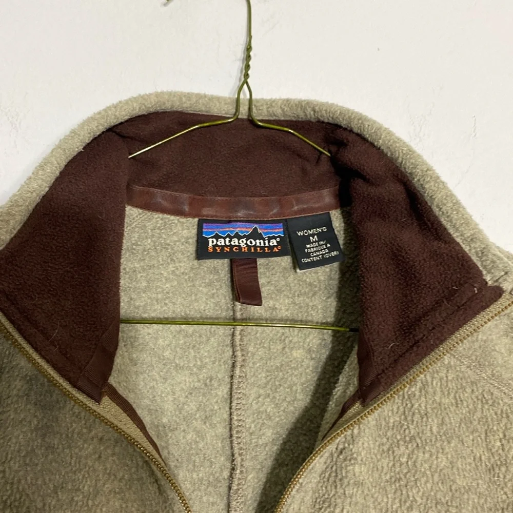 Vintage Patagonia Light Brown Synchilla Vest Women’s Size Medium PRICE FIRM 💥 - Picture 6 of 10